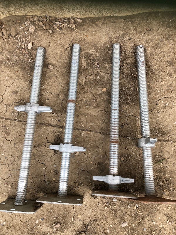 Scaffold adjustable feet Ladders & Scaffolding Red Deer Kijiji