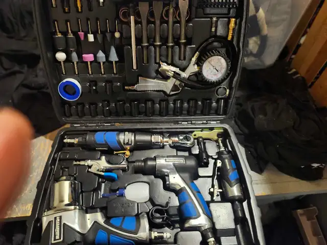 Maximum Air Compressor Combo Kit in Power Tools in Edmonton - Image 3