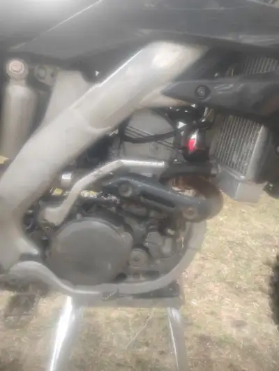 2009 crf250 for sale rebuilt engine runs great, new piston, cylinder head and valves 2950 obo have o...
