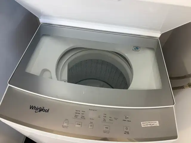 Whirlpool Washer / Dryer in Washers & Dryers in City of Toronto - Image 4