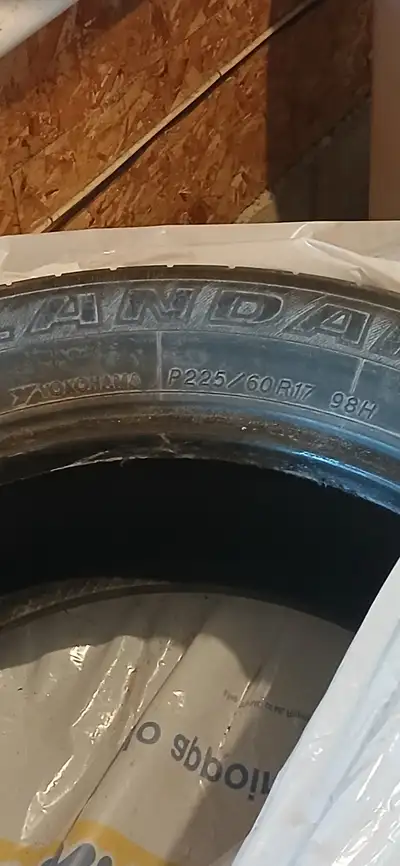 Used all-season Yokahama tires GEOLANDAR G91F 225/60 R17 98H
