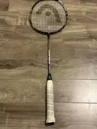 Head badminton racket