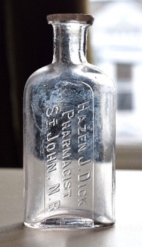 Saint John bottle Hazen J. Dick