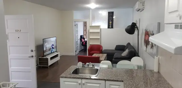 MÉTRO SNOWDON- 4 ½ CONDO DE LUXE CLIMATISÉ, ÉQUIPÉ, WIFI, ETC. in Long Term Rentals in City of Montréal - Image 25