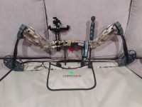 LH Diamond Edge 320 compound bow package and accessories.