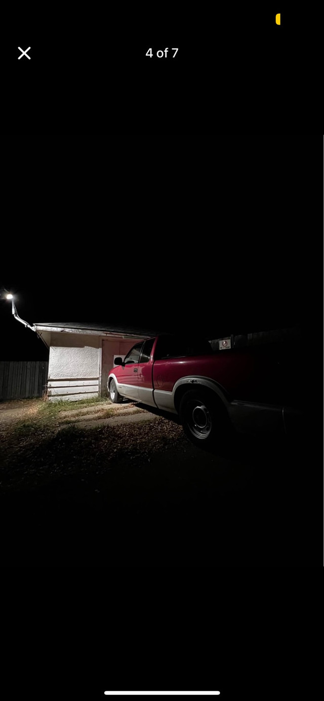 1994 chevolet s10 in Cars & Trucks in Calgary - Image 3