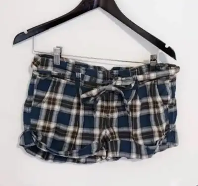 Hollister Shorts - Women's Size 5, View more