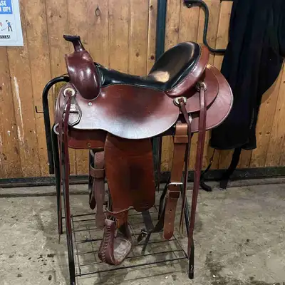 Reinsman saddle for sale. Think it’s a 16” seat if pretty deep so feels more like a 15.5” Saddle is...