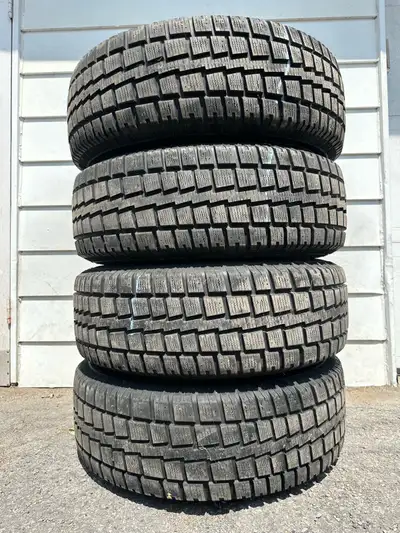 Set in good condition Came off a 2020 dodge ram 6 bolt