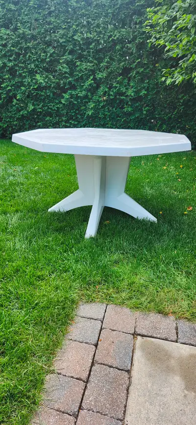 TABLE DE JARDIN, View more