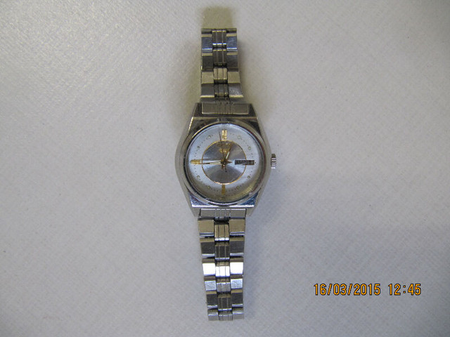Vintage Seiko 5 Model 4206-0460 Ladies Automatic Watch 1980-90s | Arts &  Collectibles | Mississauga / Peel Region | Kijiji