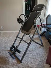 Inversion table - like new