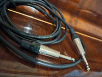 ASSORTED GUITAR CABLES