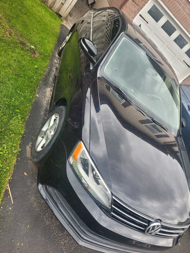 2015 Volkswagen jetta tsi 1.8  in Cars & Trucks in Oshawa / Durham Region - Image 3