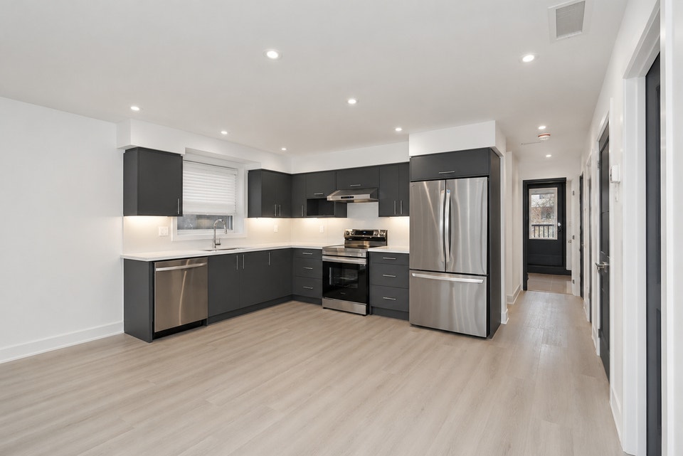 Dufferin / Rogers 2