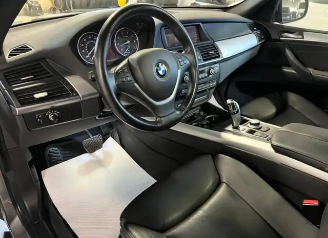 BMW X5 AWD581029098025144322