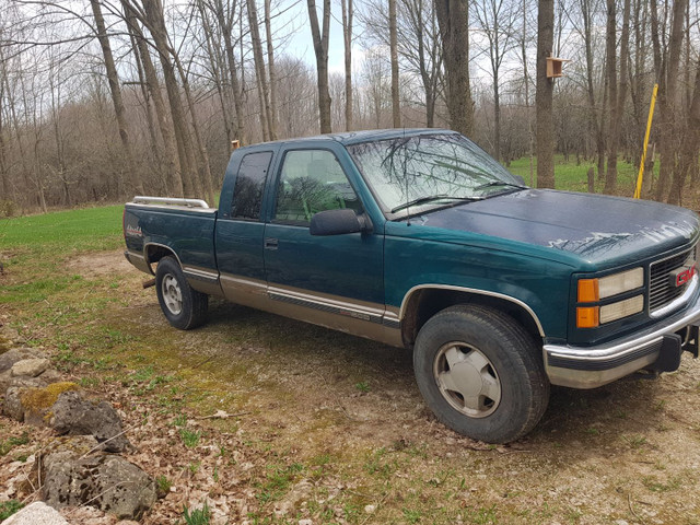 1995 GMC Sierra Diesel Pickup in Cars & Trucks in Owen Sound