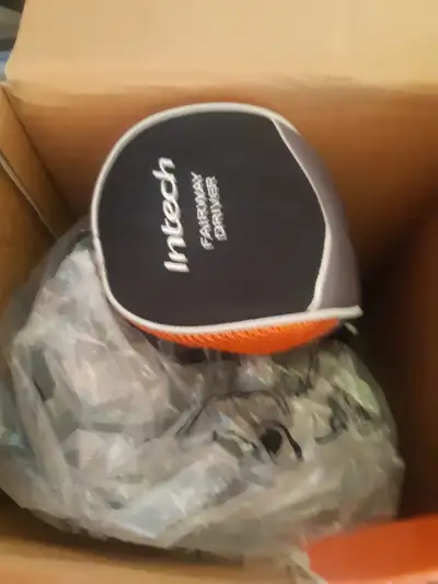 BRAND NEW RIGHT HANDED GOLF  CLUBS, View more