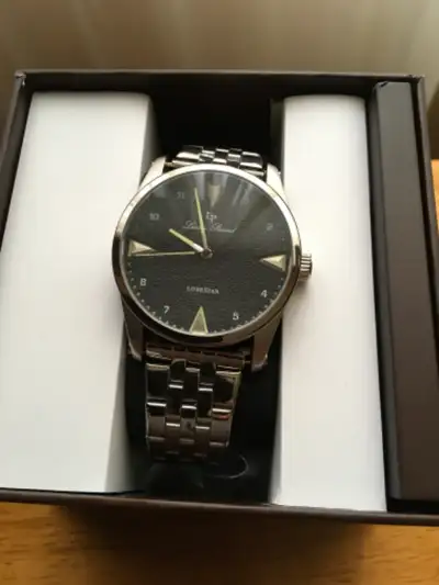 Lucien Piccard 42mm men’s watch, Brand New in box. Beautiful minimalist style watch dial with black...