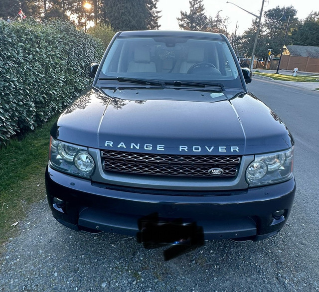 2010 Range Rover Sport HSE LUX  in Cars & Trucks in Victoria - Image 4