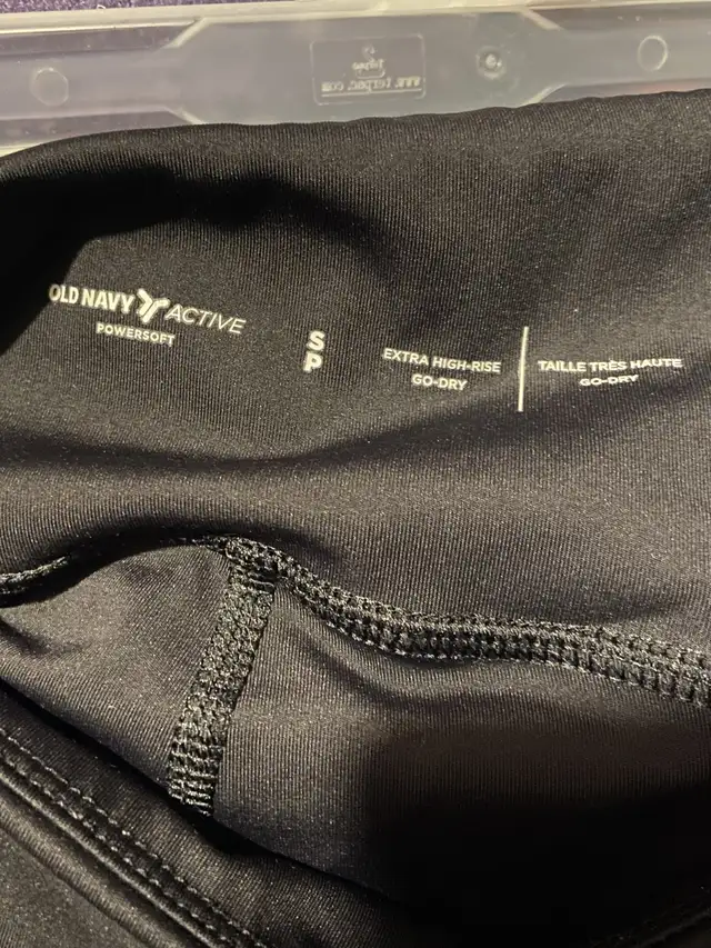 Old Navy active skort sizeS in Women's - Bottoms in City of Toronto - Image 7