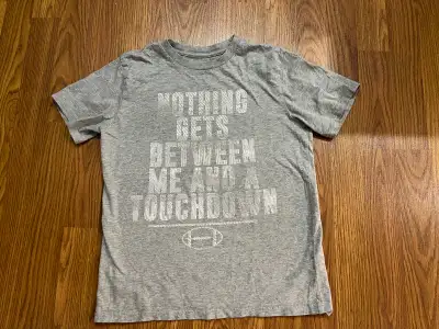 Children’s Place boys 10/12 football graphic t-shirt, grey, View more