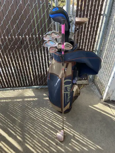 Women’s Wilson Ultra LE Golf Clubs and MOJO Goliath Driver, View more