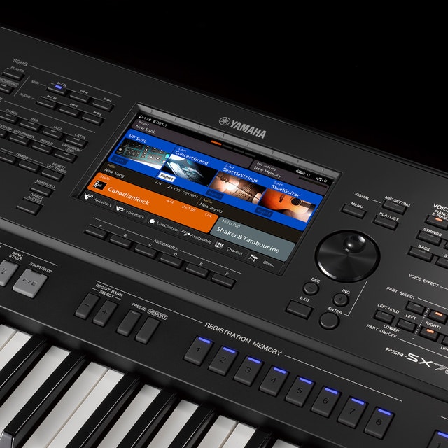 Yamaha Psr SX700 Workstation Arranger Keyboard Pianos et claviers