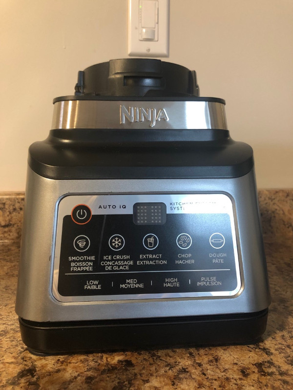 Ninja BN800C, Professional Plus Kitchen System with AutoiQ Processors, Blenders & Juicers