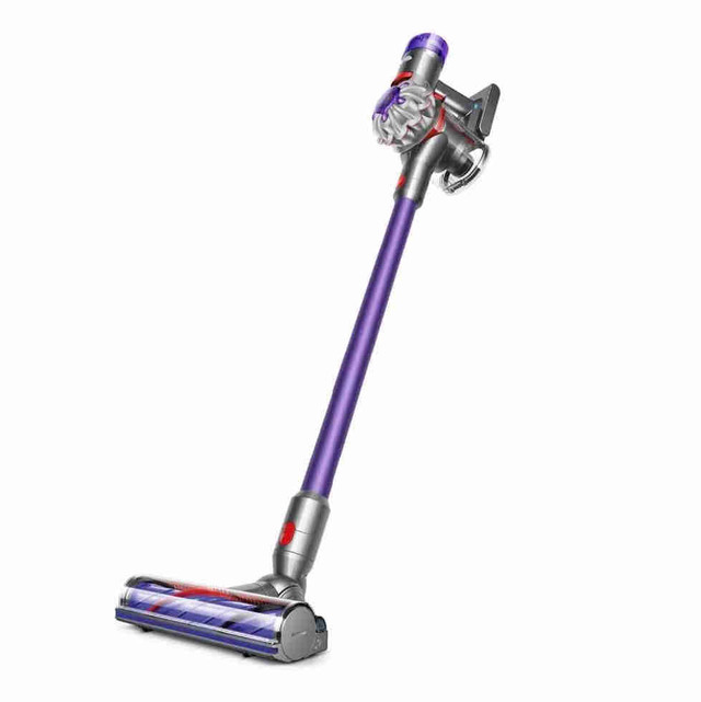 Dyson V8 Cordless Vacuum  in Vacuums in Vancouver