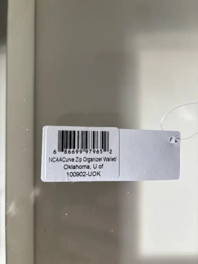 NCAA Oklahoma Wallet in Women's - Bags & Wallets in London - Image 5