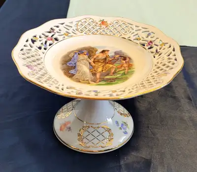 Schumann Arzberg Pedestal Bowl&nbsp;with 24K Gold Gilt 7.5"×4.5", View more