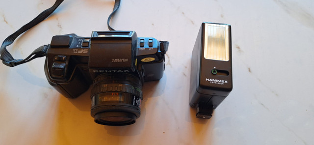 Appareil Pentax 35 mm dans Appareils photo et caméras  à Longueuil/Rive Sud
