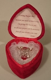 Loving Prayer Box Hand Sculpted 22kt Gold Clear Glass Bear Angel