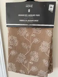 MOVING SALE:  New curtains ——a