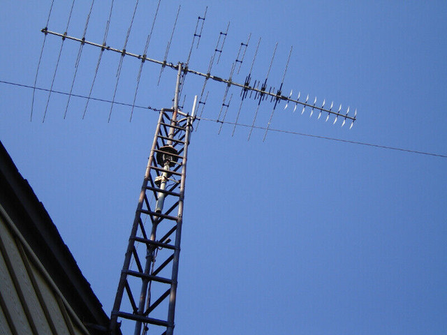 Antennae//Tower//Rotator//Customized  Antenna! in Video & TV Accessories in Hamilton