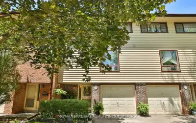3 Bed + 1 3 bath condo townhouse for rent in Mississauga
