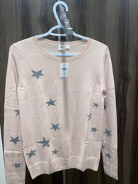 New with tags Cute GAP Sweater!