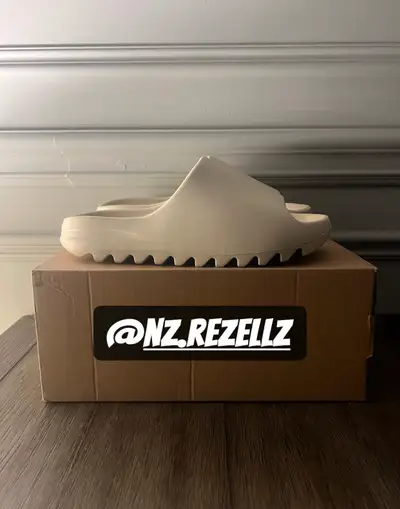 Crazy High-Quality Bone Yeezy Slides‼️ Size: 8,10,12, Available ✅ (ALL PRICES ARE FIRM AN PRICED IND...