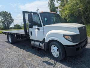 2015 International Medium Duty Flatbed