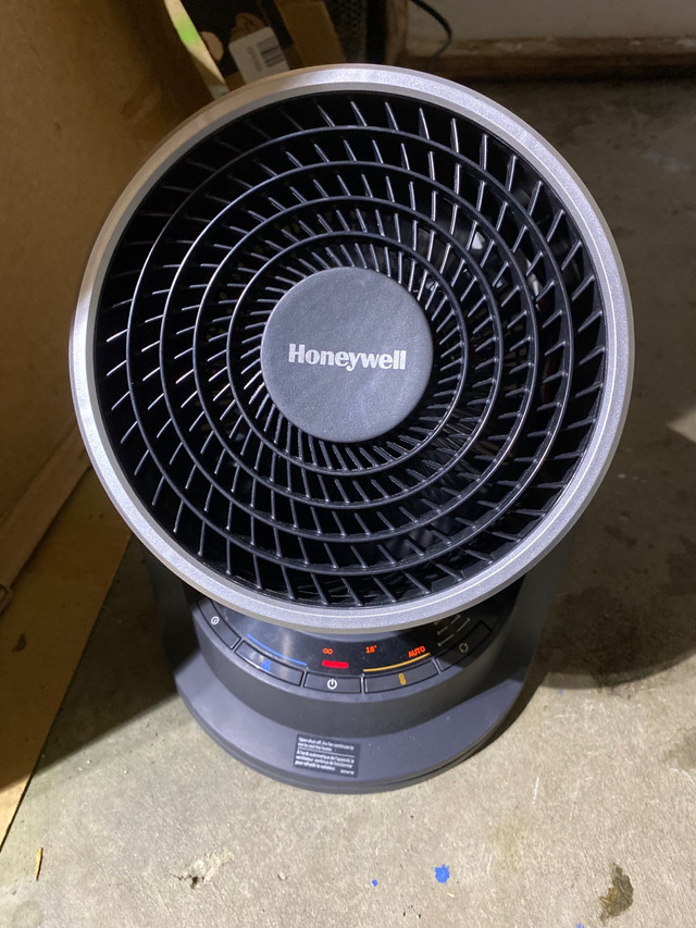 Honeywell heater fan for sale in Heaters, Humidifiers & Dehumidifiers in Penticton