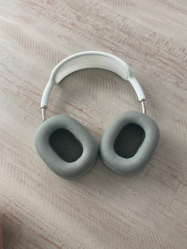 Apple- Airpods Max- Green | Headphones | Mississauga / Peel Region