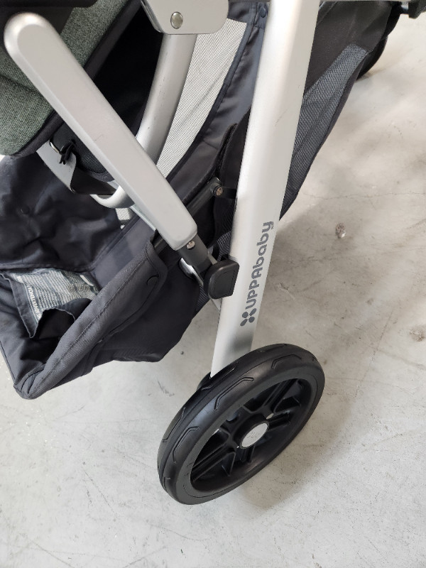 Uppababy Vista Stroller & Travel Case in Strollers, Carriers & Car Seats in City of Toronto - Image 2
