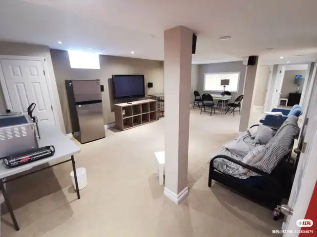 2 beds 1 bath Basement L5L 5C3