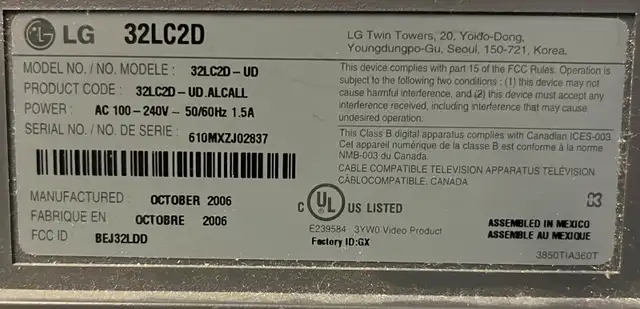 Used 32" LG TV for sale in TVs in Markham / York Region - Image 6