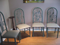4 Dining Room Chairs