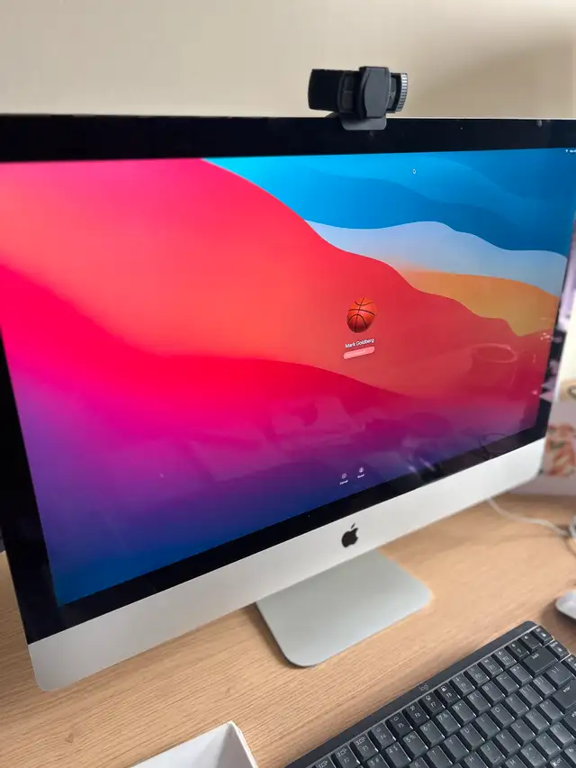 iMac Late 2014 27 inch in Desktop Computers in City of Toronto - Image 3