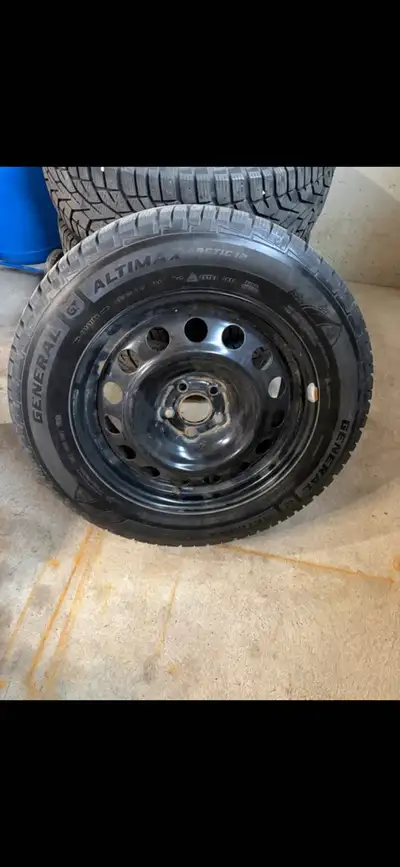 Came off a 22 ford maverick Plenty of tread left Steel rims were 1 season Bolt pattern 5x108mm Offse...