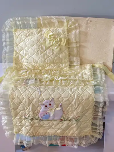 Vintage 1960 Ensemble de Lit pour Bébé Lacasse Fiset, View more