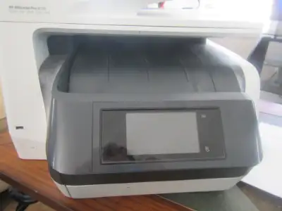 Down Sizing----Large Officejet HP 8720 Printer---complete with one extra Black Ink cartridge---good...